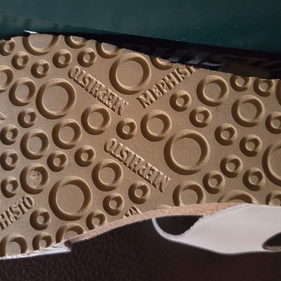 MEPHISTO PLATFORM SANDALS - SIZE 41 - Picture 2 of 7